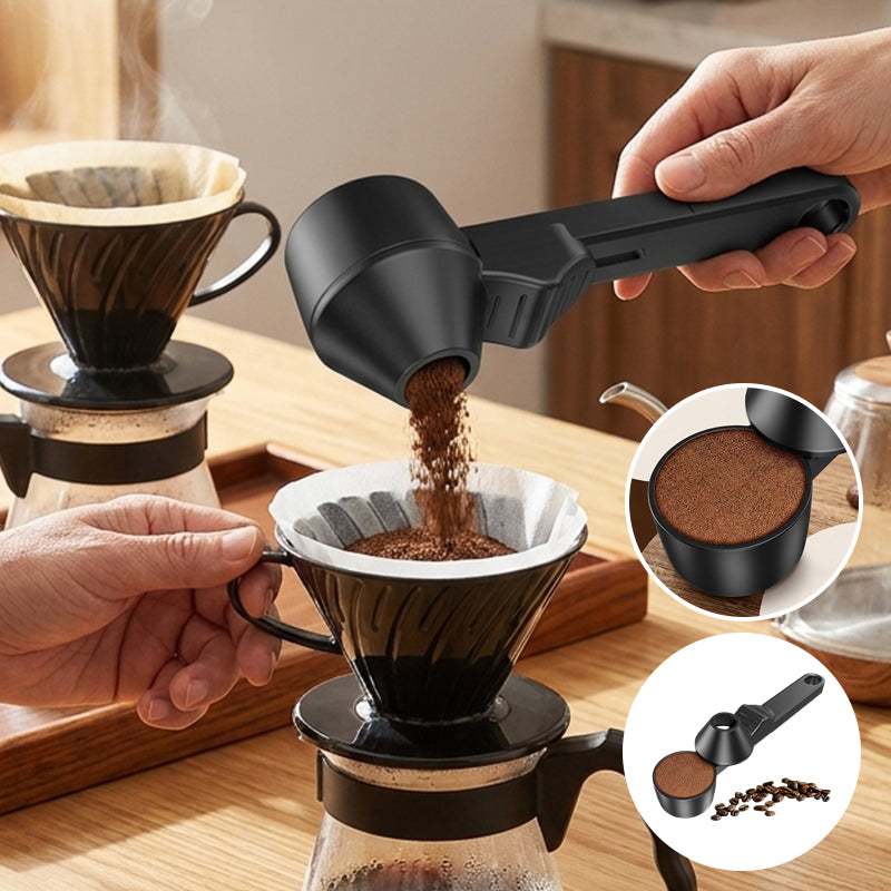 Måleskje til kaffe med trakt og avstryker