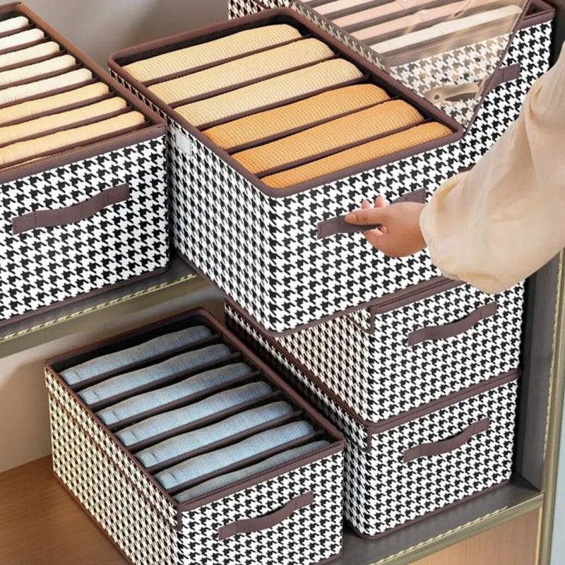 Sammenleggbar organizer til jeans og bukser