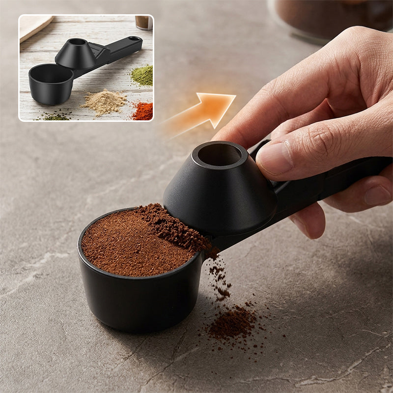 Måleskje til kaffe med trakt og avstryker